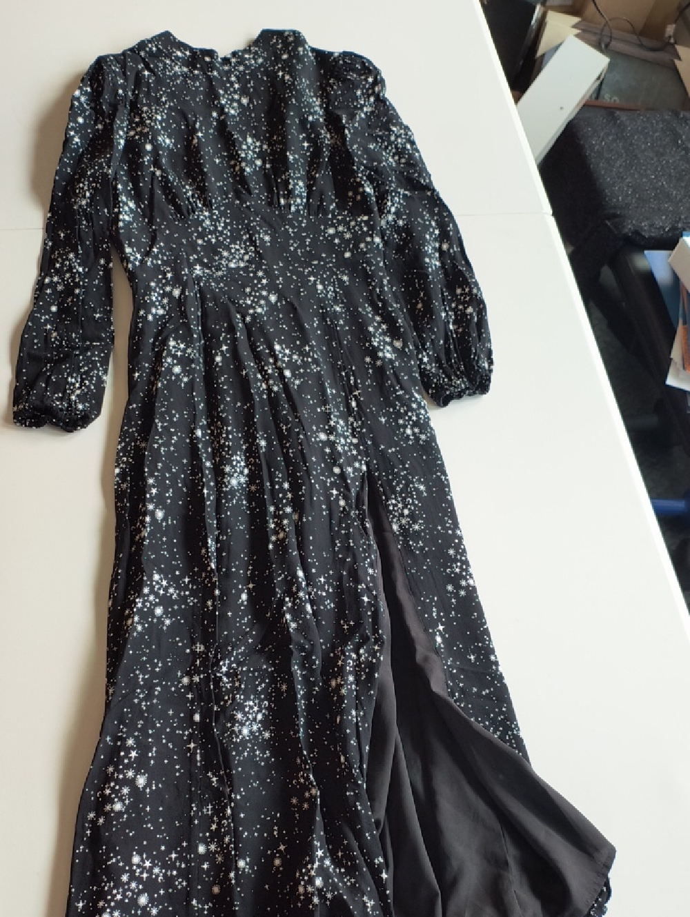 Black Star-Print Maxi Dress with Long Sleeves